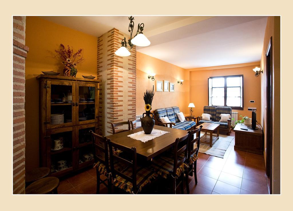 卡萨蒂亚保拉公寓 卡里翁德洛斯孔德斯 客房 照片